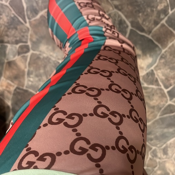 Gg track suit women’s large zip up and pants - Picture 3 of 3